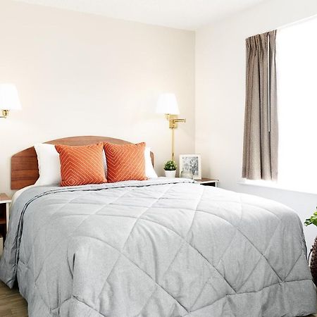 Intown Suites Extended Stay Louisville Ky - Wattbourne Lane Esterno foto