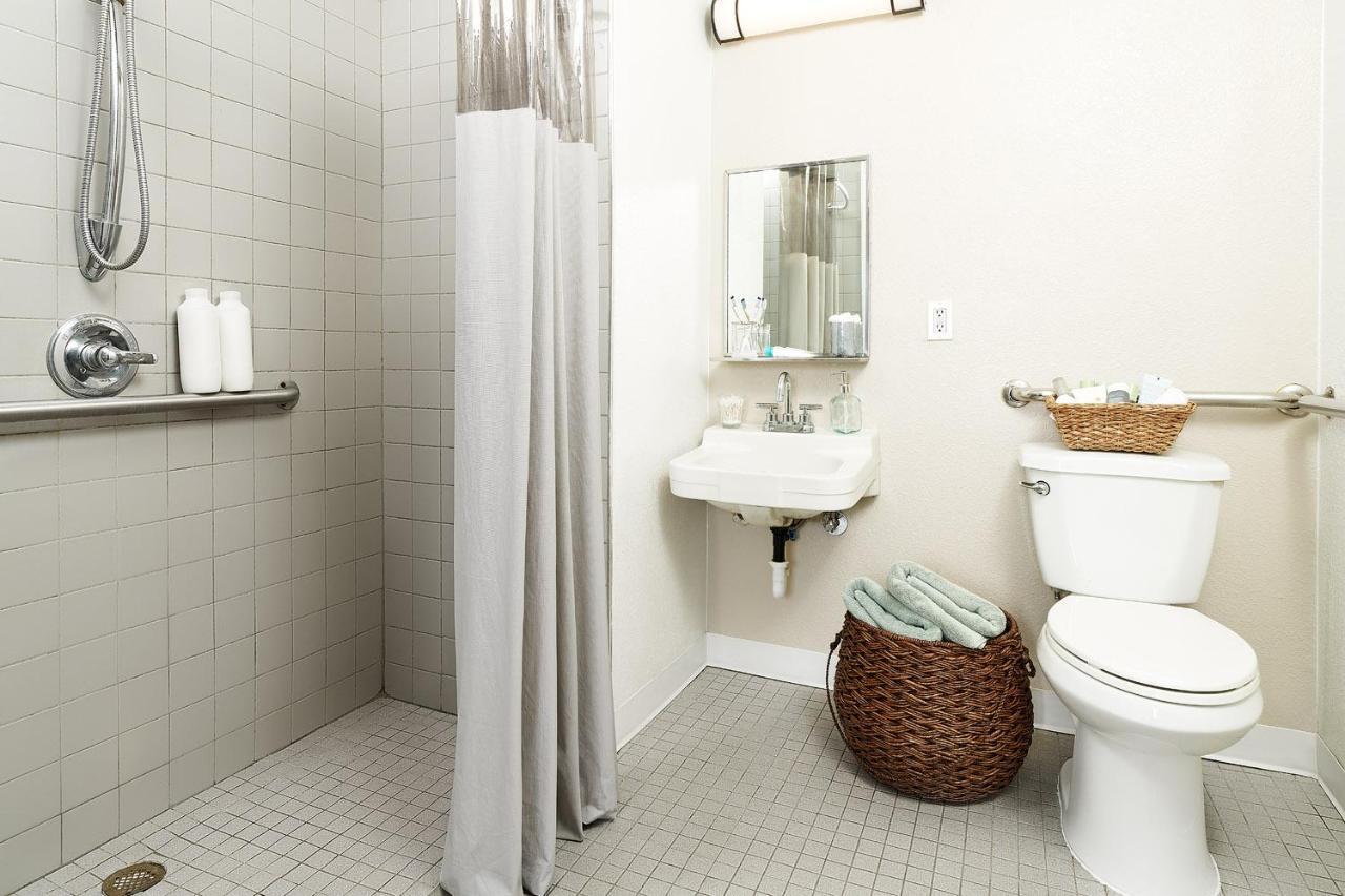 Intown Suites Extended Stay Louisville Ky - Wattbourne Lane Esterno foto